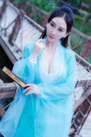 第1次的辣妹_超清在线播放